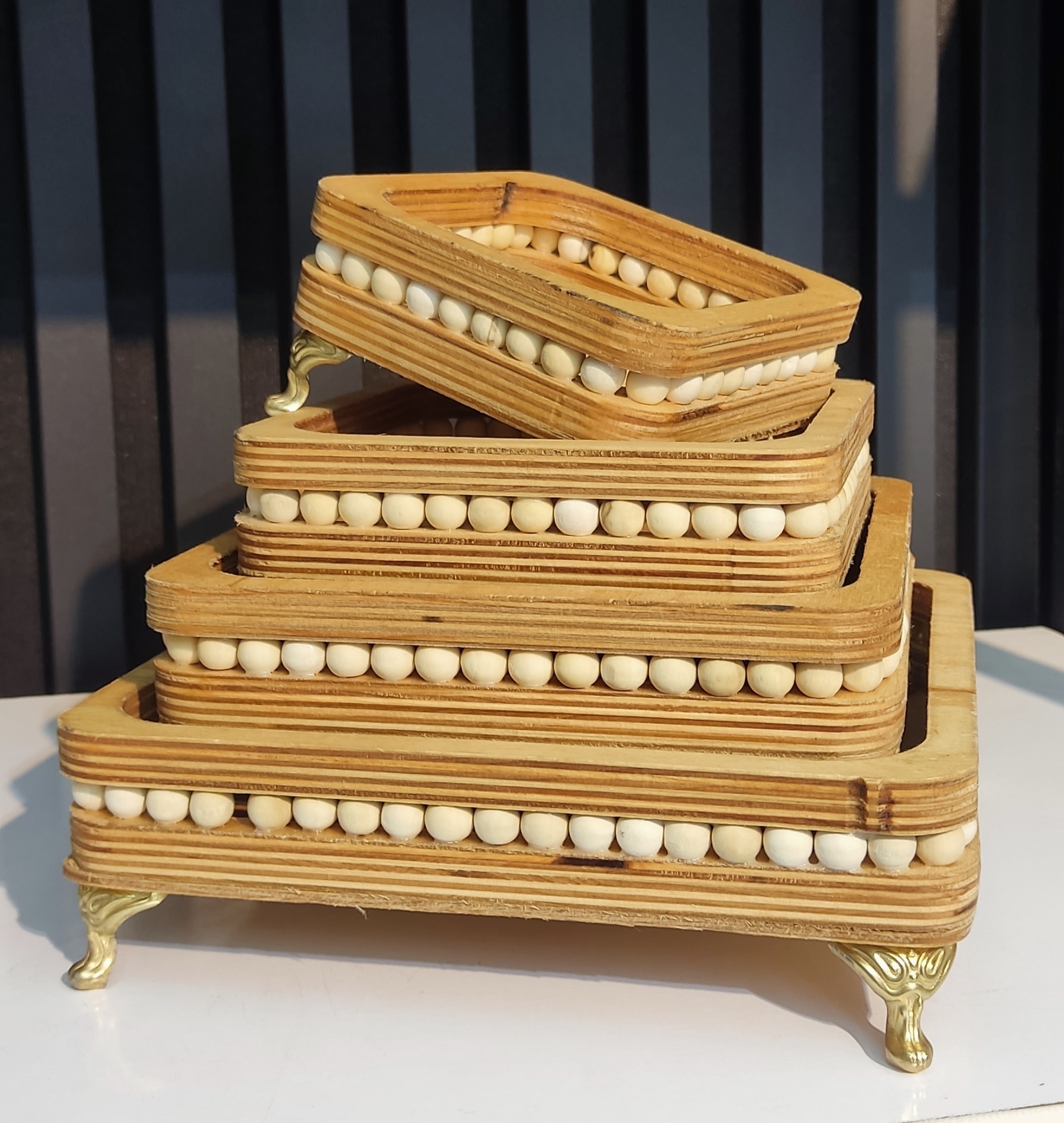 ست پذیرایی مهره دار چوبی