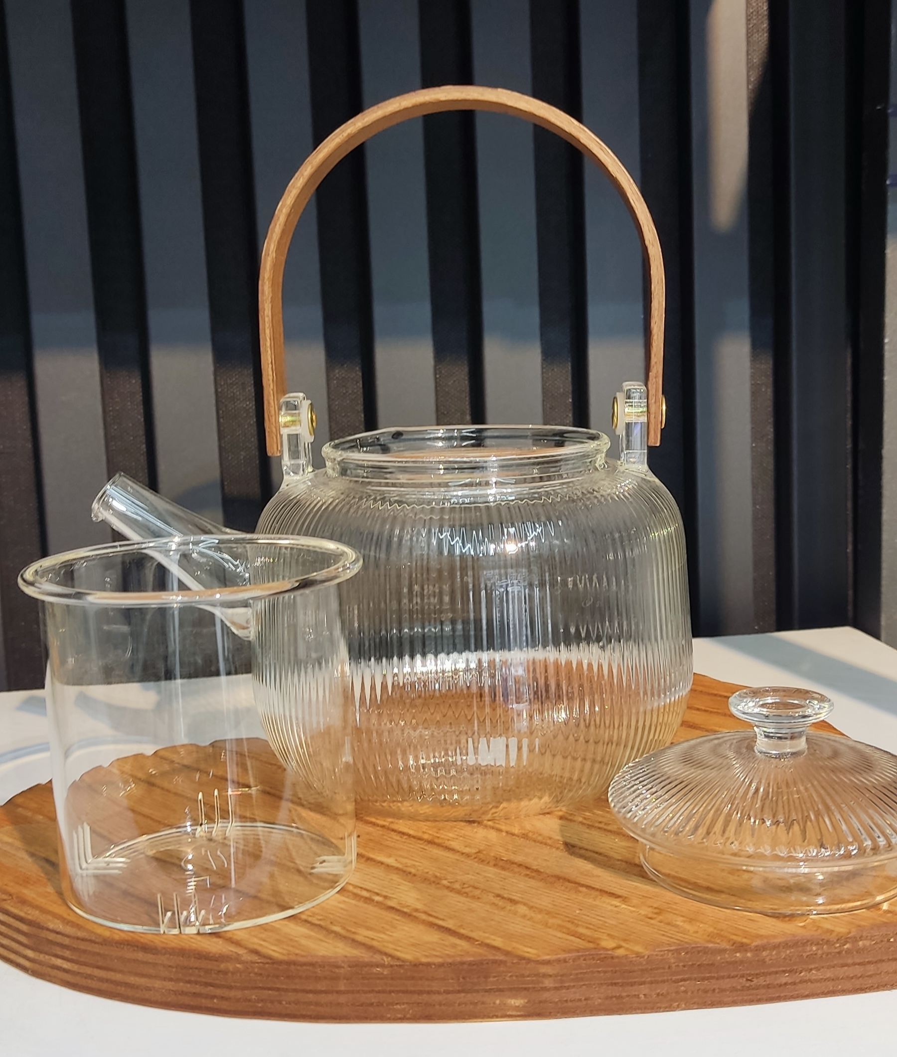 قوری پیرکس دسته بامبو تیره